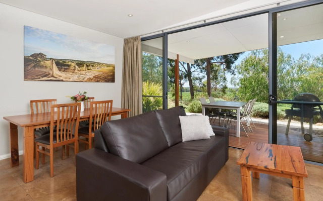 Eight Willows Retreat