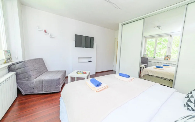 Beautiful Cozy Studio Close To City Center