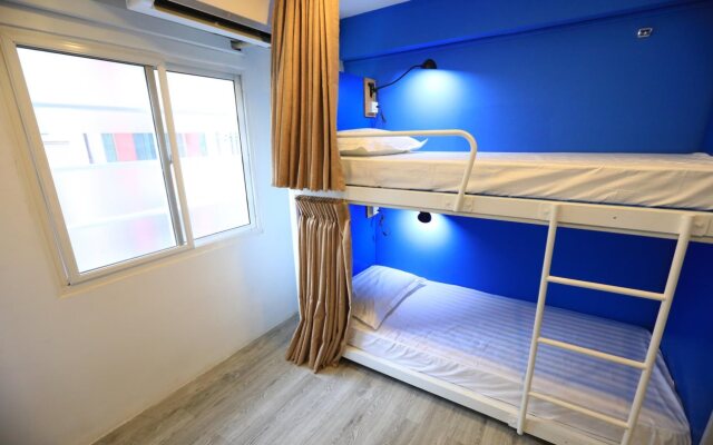 Four Rivers Youth B&B Yangon