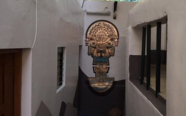 Stay Here Machupicchu