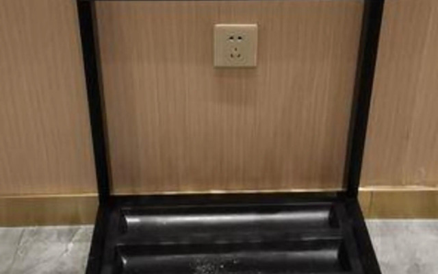 Triassic Museum Hotel