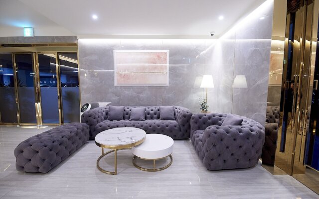 Busan Denvastar Signature Hotel