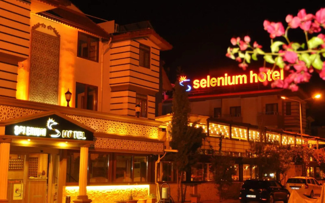 Selenium