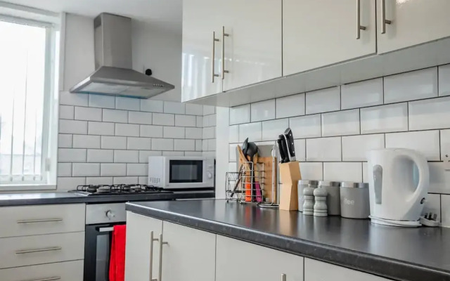 Host Stay Park Cliffe House