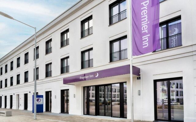 Premier Inn Regensburg City Centre