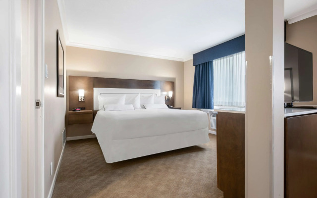 Best Western Plus Columbia River Hotel
