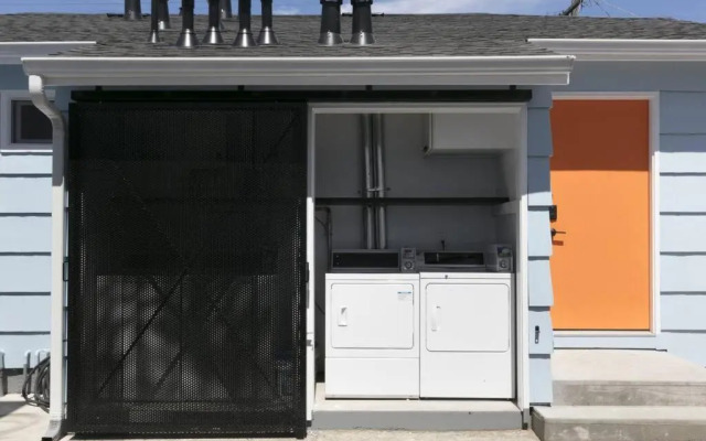 New 2bed1bath near SFO/train (#C)