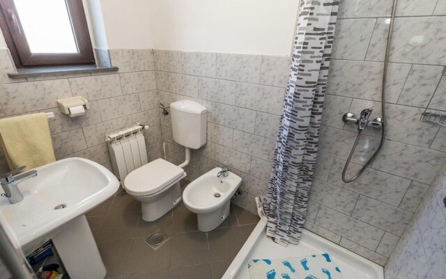 Amazing Apartment in Rijeka With 2 Bedrooms, Wifi and Outdoor Swimming Pool