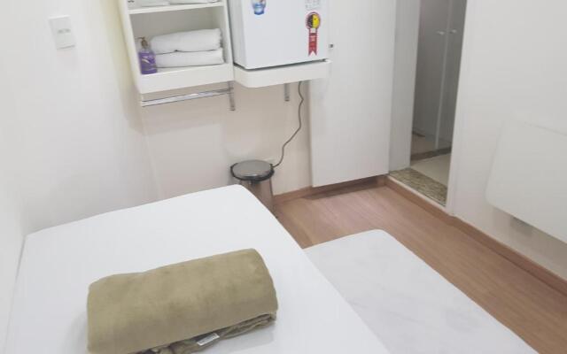 Quarto privativo em condomínio