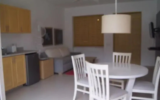 Condo Gagne