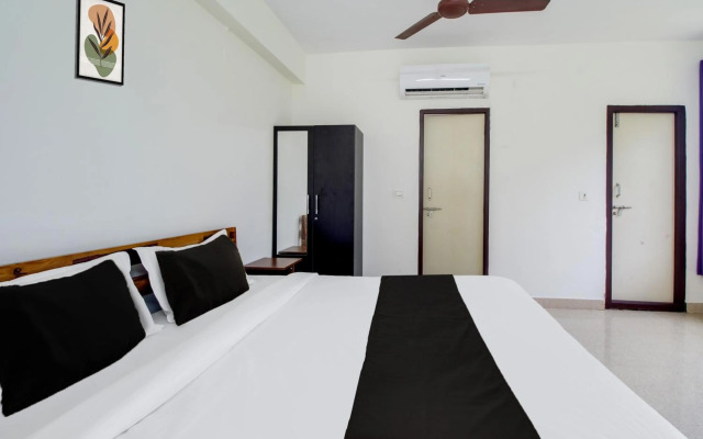 OYO Flagship 67556 Paramount Hotel