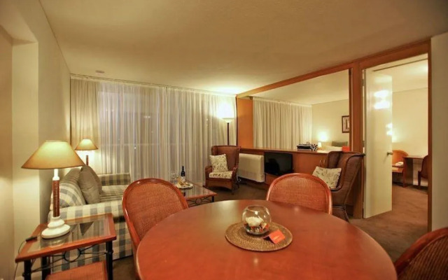 Pacific Bay Resort