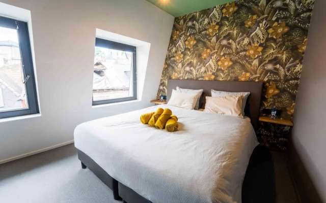Luxury Penthouse & Terrace - Mons City Center