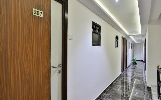 OYO 18972 Hotel Saineel