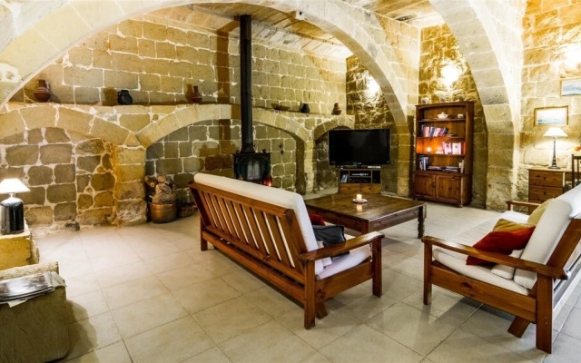 Dar Id-dragun - San Lawrenz Holiday Home