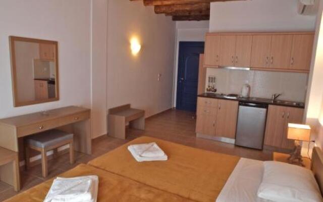Molos Apartments