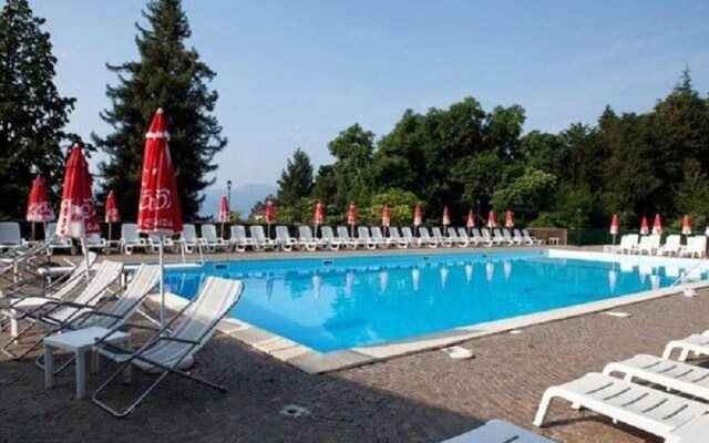 Grazia Apartment in Residence With Terrace and Pool in Ghiffa