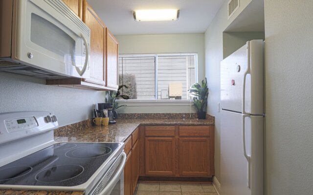 Oak Shores 58