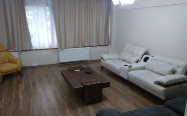 Bedir Comfortable Apartment 120m to Taksim Square