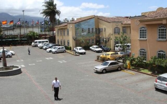 Casa Conde Apartotel & Suites