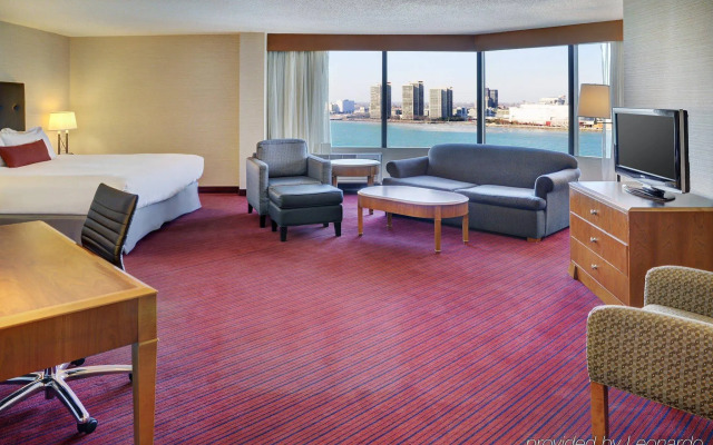 Best Western Plus Waterfront Hotel