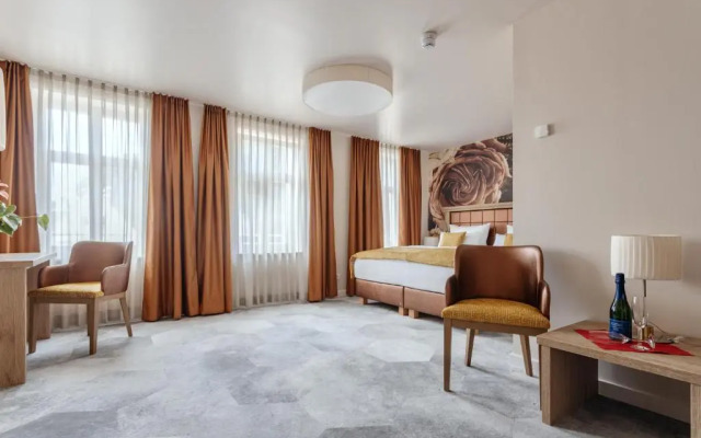 Hotel & Restaurant Rödersaal