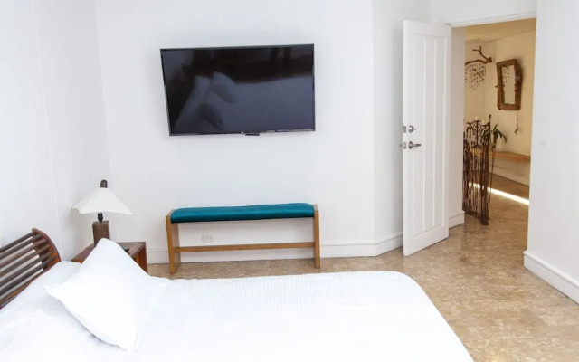 Large Apartment Poblado By Nomad Guru