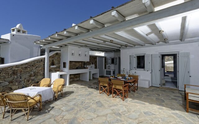 Luxurious Villa in Mykonos with Swimming Pool
