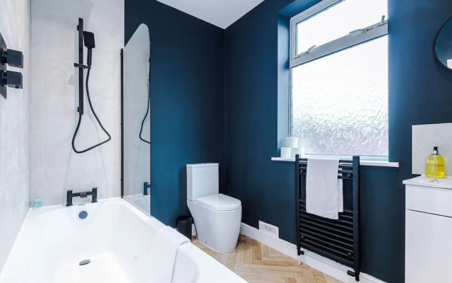 Salford Sanctuary 5 Bed House