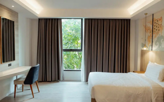 RUS Hotel&Convention