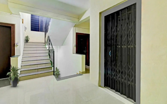 OYO Flagship 80642 Sai Executive Lodging