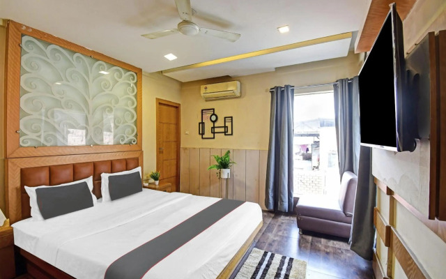 Collection O 80534 Avenue Regency