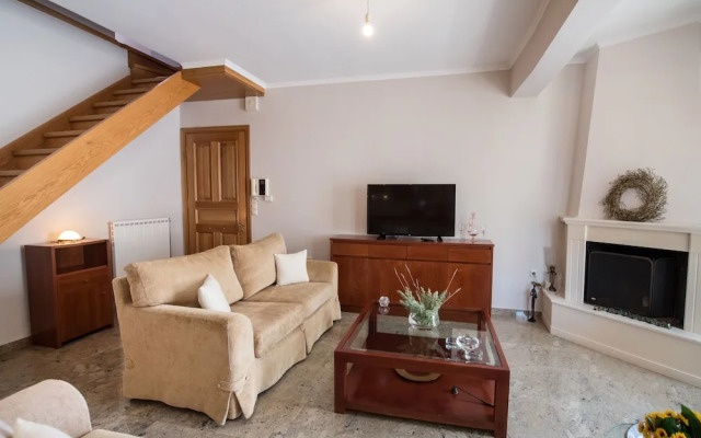 La Strada City House