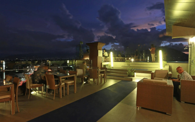 Hotel Shambala