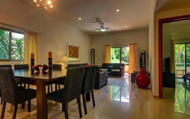 Palmar del Sol Condominium by ChezPlaya