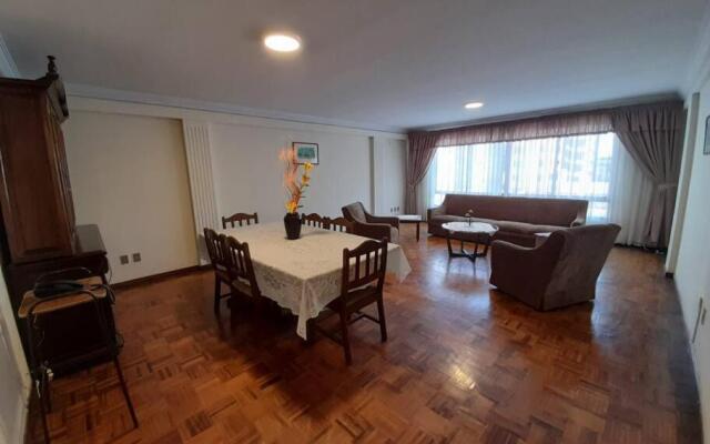 Amplio departamento en zona central norte 3A