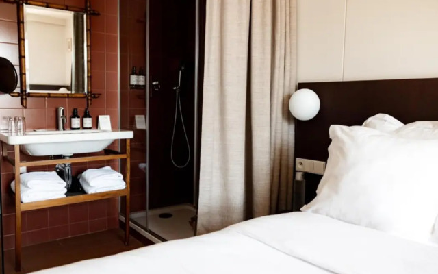 Cabane Hotel
