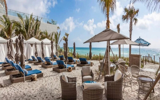 Oceanfront Luxury Condo 1BR Balcony, Hollywood