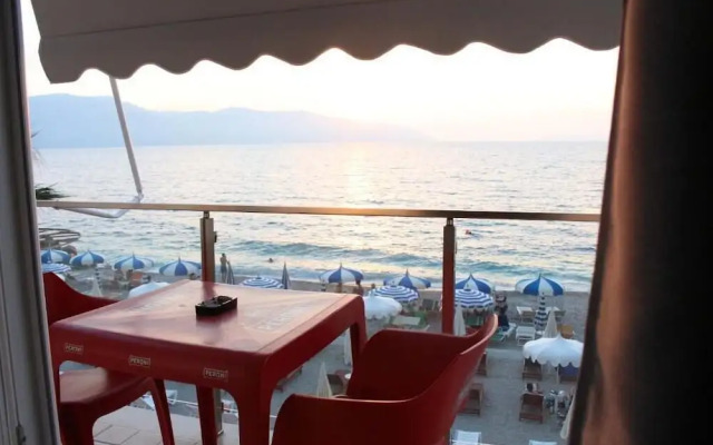 Palmanova Beach Mardok