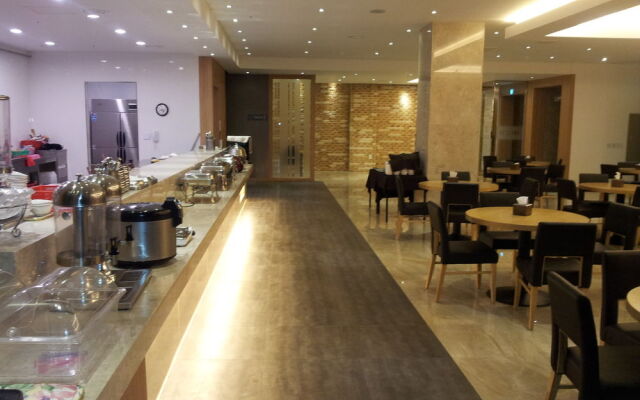 SG Hotel