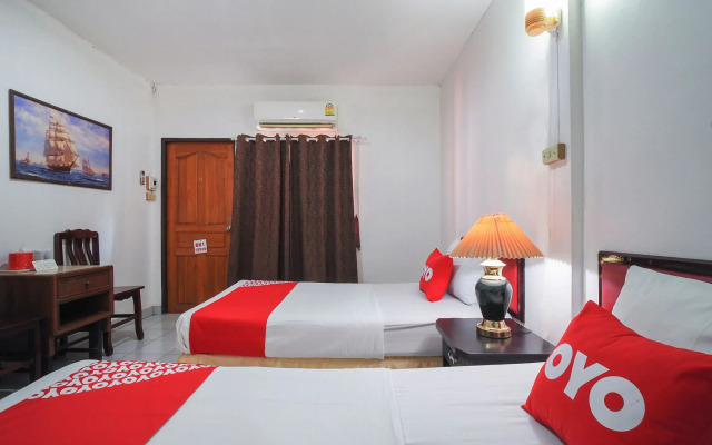 OYO 654 Samanmit Inn Hotel