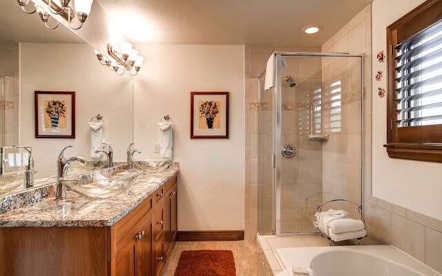 North Breckenridge - Golf Course by CRMR