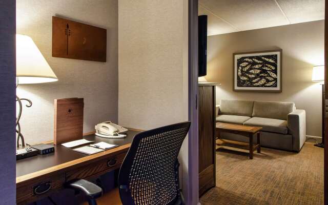 DoubleTree by Hilton Libertyville - Mundelein