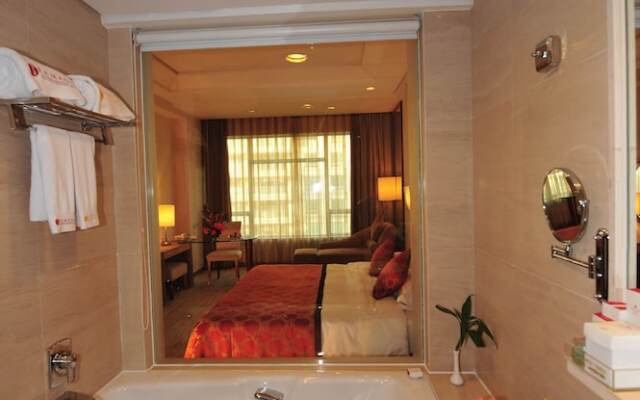 Intercity Guangzhou East Railway Station Hotel