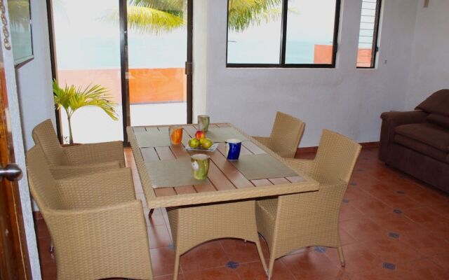 Calmed Beach Front Unit, AC, Wifi