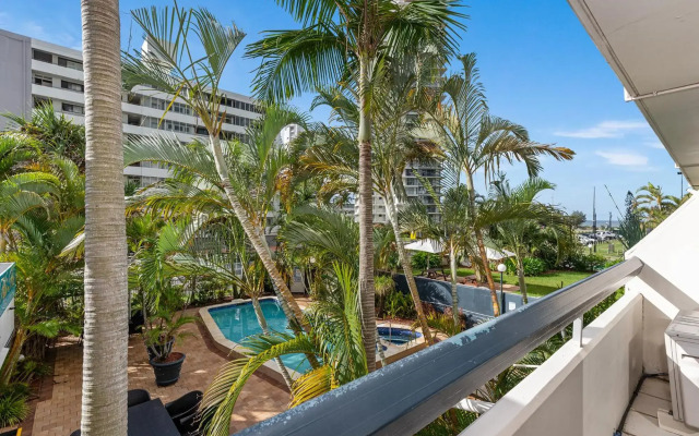 Hi Ho Beach Apartments