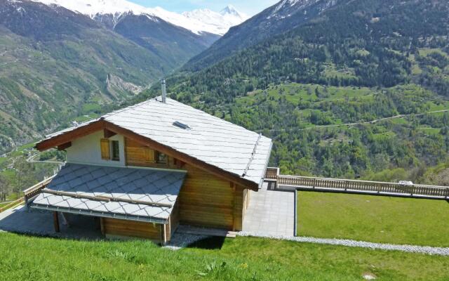 Chalet in Hyrymence With Terrace