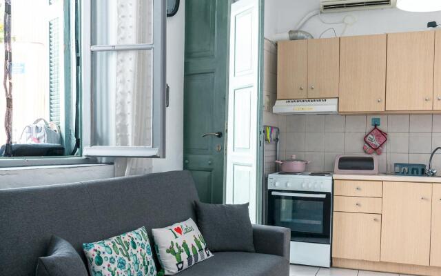 Sofia s Central Cozy Apartment