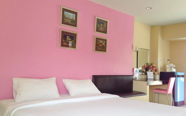 C2 Residence Boutique Hotel
