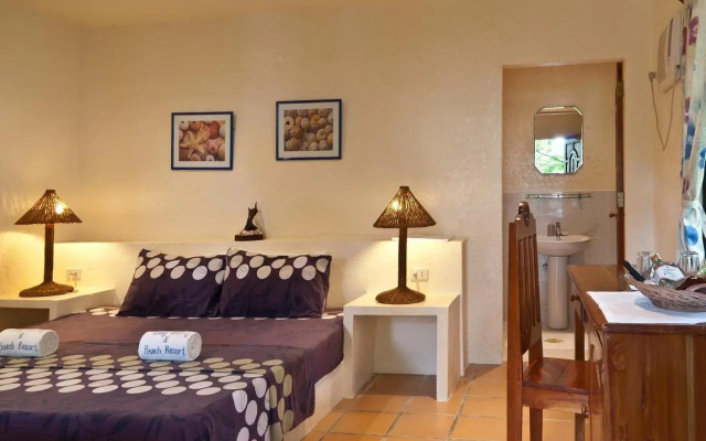 Easy Diving and Beach Resort